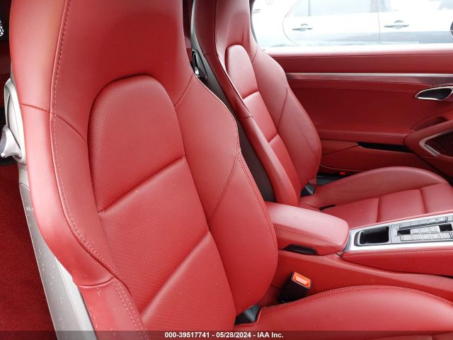 2022 PORSCHE 718 BOXSTER WP0CA2A84NS205634 Photo 7