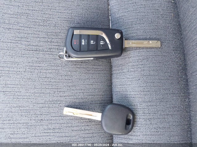 Toyota CAMRY LE 2022 4T1C11AK4NU638375 Image 11