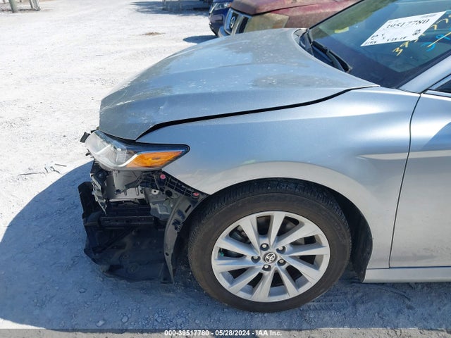 Toyota CAMRY LE 2022 4T1C11AK4NU638375 Image 21