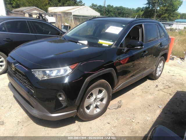 Toyota Rav4 Xle 2019 JTMW1RFV9KD030396 Image 2