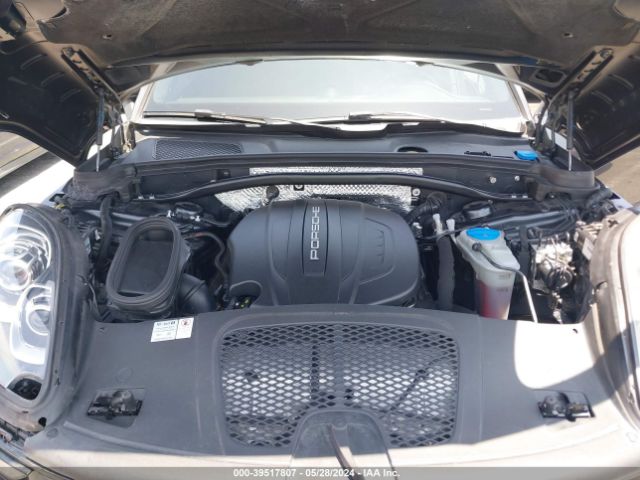 WP1AA2A57JLB16804 Porsche Macan Sport Edition