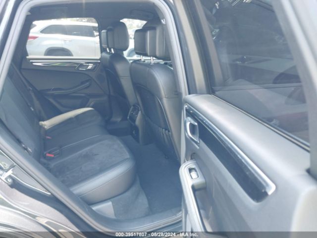 WP1AA2A57JLB16804 Porsche Macan Sport Edition