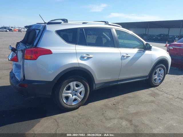 Toyota RAV4 LE 2014 JTMBFREV8ED070930 Image 4