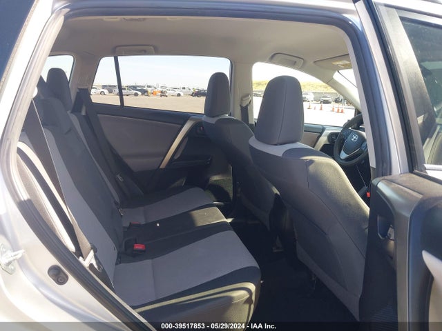Toyota RAV4 LE 2014 JTMBFREV8ED070930 Image 8