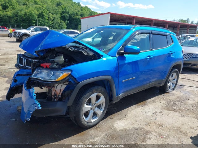 3C4NJDBB4KT641635 Jeep Compass Latitude 4x4