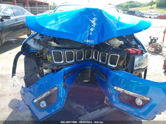 3C4NJDBB4KT641635 Jeep Compass Latitude 4x4