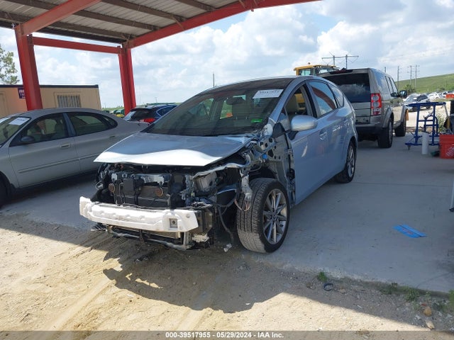 Toyota Prius V Five 2015 JTDZN3EU5FJ038140 Image 2