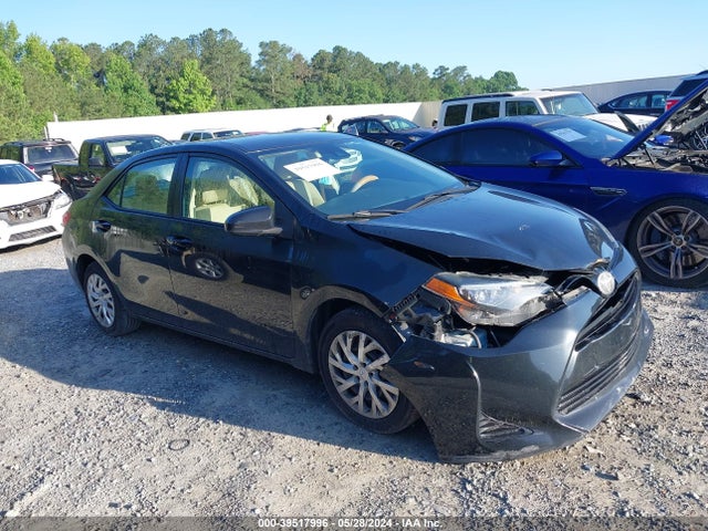 Toyota COROLLA LE 2018 5YFBURHE1JP745820 Image 13