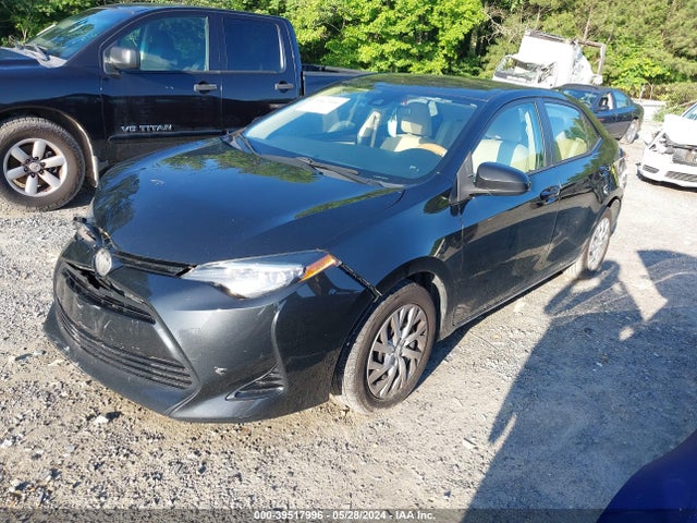 Toyota COROLLA LE 2018 5YFBURHE1JP745820 Image 14