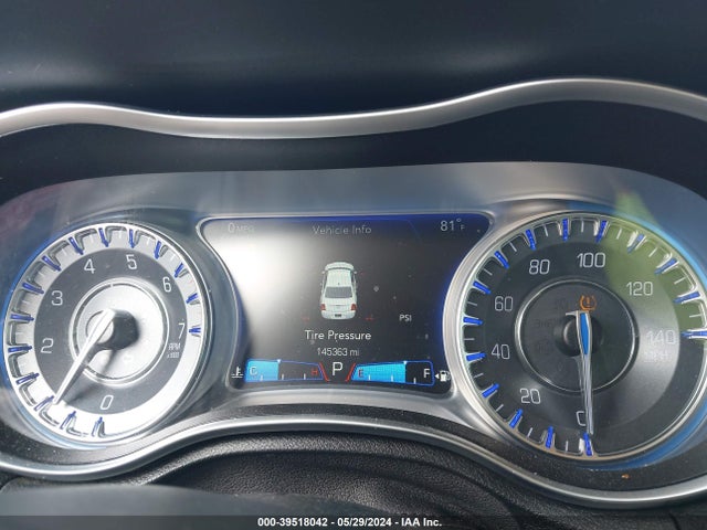 Chrysler 300 Anniversary Edition 2016 2C3CCAAG6GH343606 Image 7