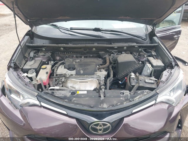 Toyota RAV4 LE 2018 2T3BFREV7JW743378 Image 10