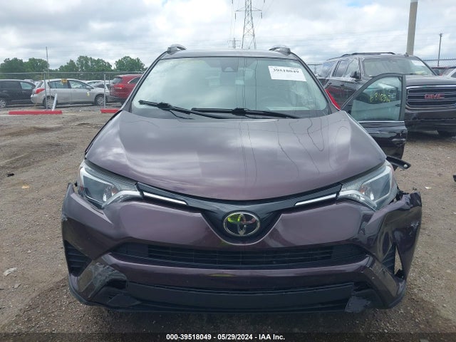 Toyota RAV4 LE 2018 2T3BFREV7JW743378 Image 13