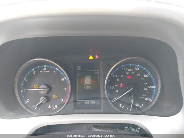Toyota RAV4 LE 2018 2T3BFREV7JW743378 Image 7