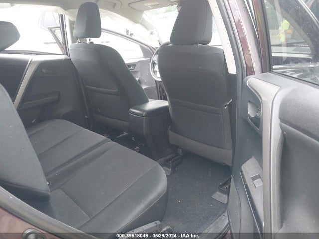 Toyota RAV4 LE 2018 2T3BFREV7JW743378 Image 8