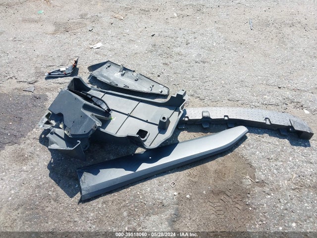 Toyota C-HR XLE 2020 NMTKHMBX3LR106588 Image 12