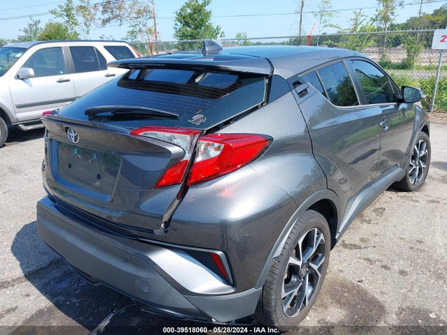 Toyota C-HR XLE 2020 NMTKHMBX3LR106588 Image 4