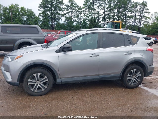 Toyota RAV4 LE 2017 2T3ZFREV4HW401010 Image 14