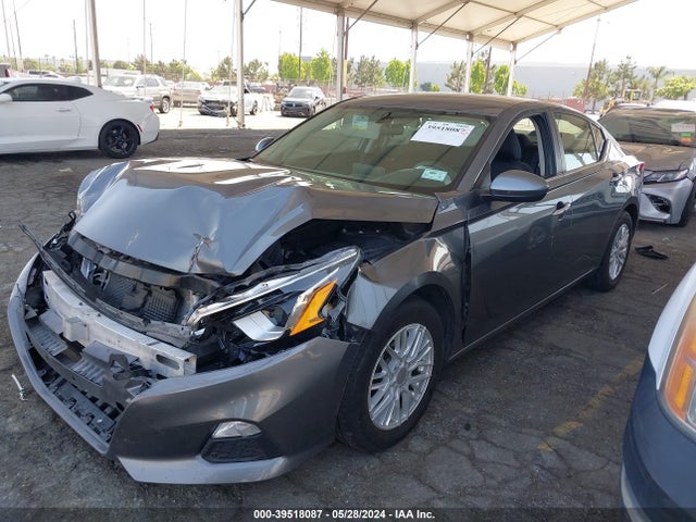 Nissan Altima 2.5 S 2019 1N4BL4BV1KC234235 Image 2