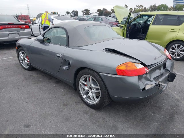 2002 PORSCHE BOXSTER WP0CB29892U661789 Photo 2