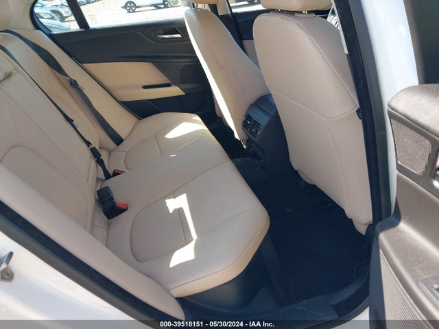 SAJAD4BG5HA969116 Jaguar Xe 25t Premium