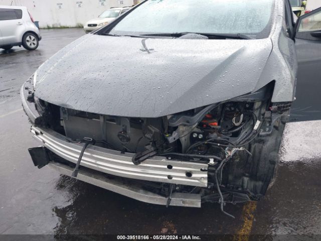 JTDADABU4P3007220 Toyota Prius Le Awd-e