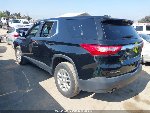 Chevrolet Traverse Ls 2019 1GNERFKW8KJ250302 Image 3
