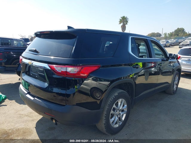 Chevrolet Traverse Ls 2019 1GNERFKW8KJ250302 Image 4