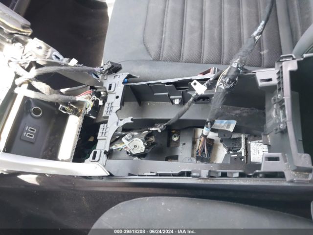 3FA6P0HD4KR178662 Ford FUSION SE