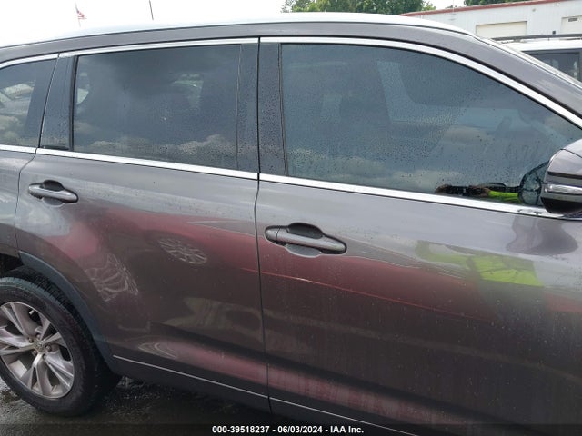 Toyota Highlander Xle V6 2015 5TDKKRFH4FS061393 Image 14