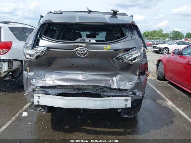 Toyota Highlander Xle V6 2015 5TDKKRFH4FS061393 Image 6