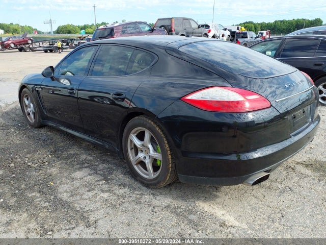 2011 PORSCHE PANAMERA WP0AA2A78BL018059 Photo 2
