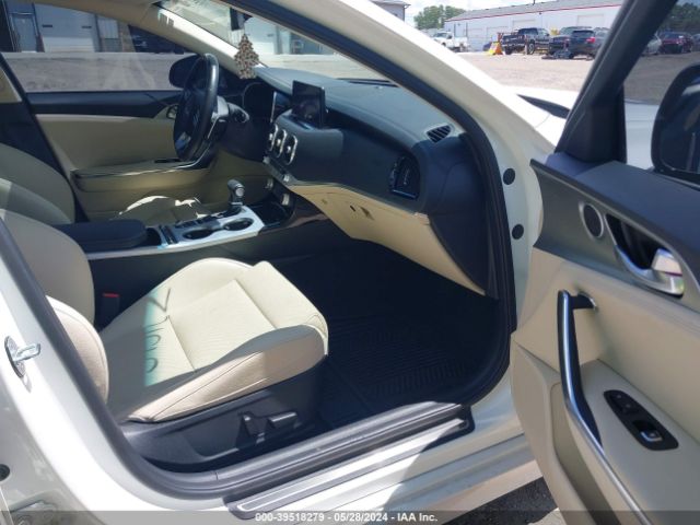 KNAE45LC4N6119765 KIA Stinger Gt1
