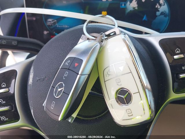 W1N4M4GB5LW015639 Mercedes-Benz GLB 250