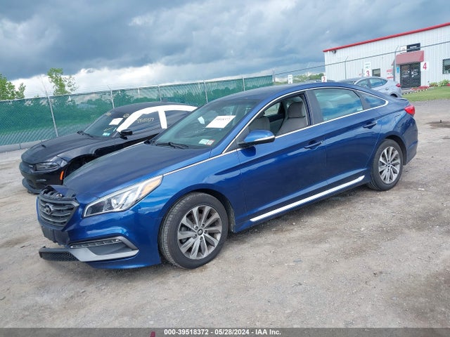 Hyundai Sonata Sport 2015 5NPE34AF3FH052256 Image 2
