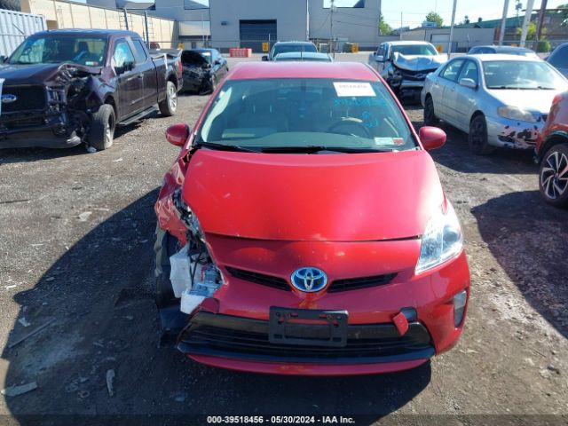 JTDKN3DUXF1891068 Toyota Prius Four
