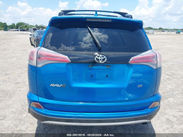 JTMNFREV1GJ090633 Toyota RAV4 SE