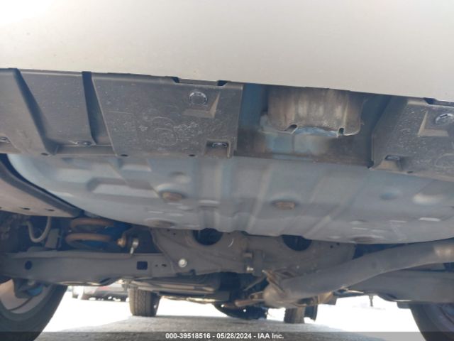 JTMNFREV1GJ090633 Toyota RAV4 SE