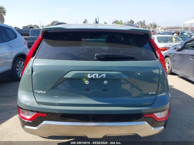 KNDCT3LE3P5044990 KIA NIRO SX
