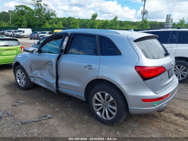 Audi Q5 2.0t Premium 2016 WA1C2AFP6GA102967 Image 3