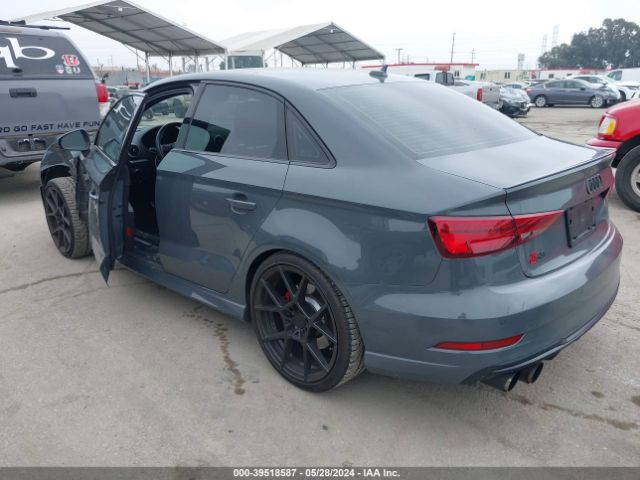 2018 AUDI S3 WAUB1GFF1J1004612 Photo 2