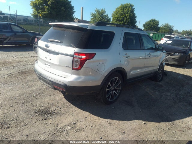 Ford EXPLORER XLT 2015 1FM5K8D88FGA81291 Image 4