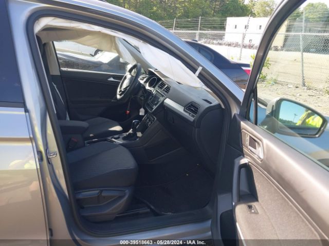 3VV0B7AX0LM080532 Volkswagen Tiguan 2.0t S