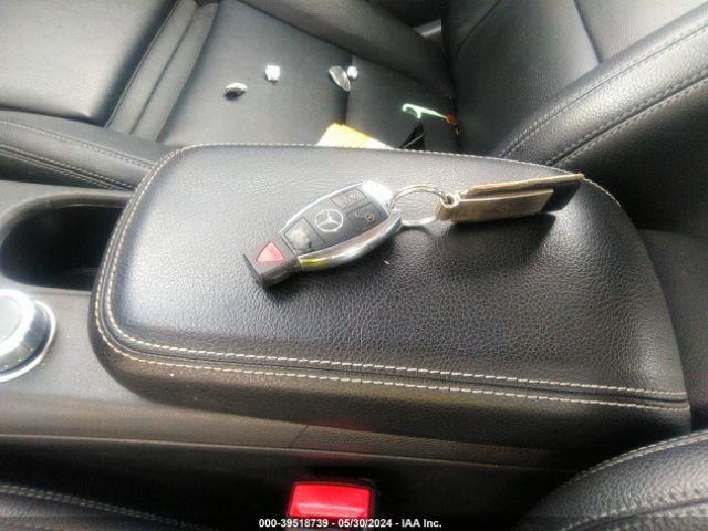 WDDSJ4GB1GN372034 Mercedes-Benz CLA 250 4MATIC