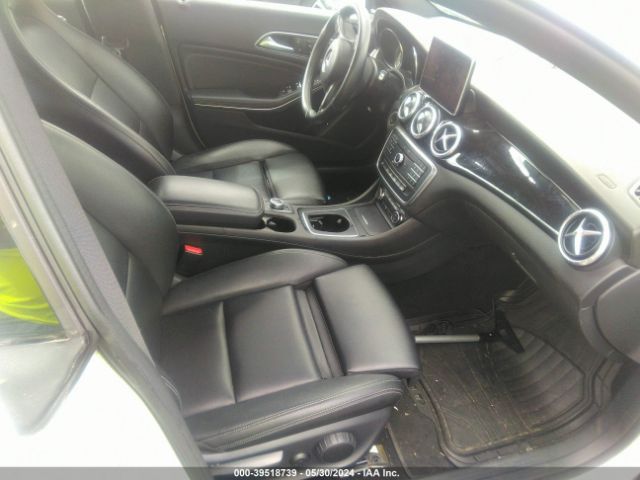 WDDSJ4GB1GN372034 Mercedes-Benz CLA 250 4MATIC