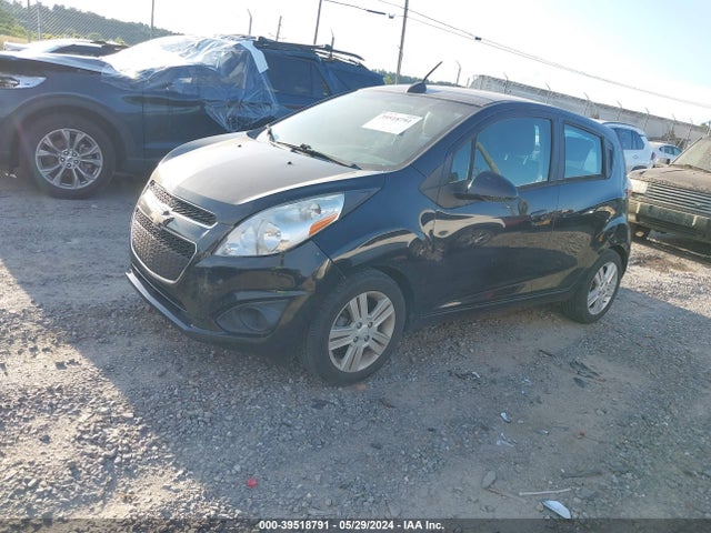 Chevrolet Spark 1lt Cvt 2015 KL8CD6S9XFC715092 Image 2