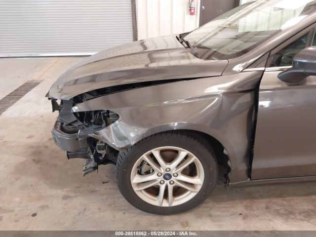 3FA6P0H78JR266784 Ford FUSION SE