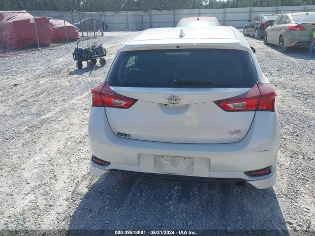 Toyota COROLLA IM 2018 JTNKARJE5JJ559913 Image 17