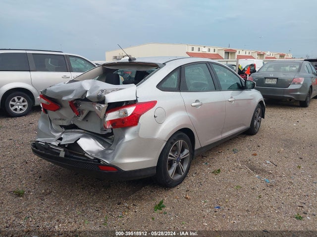 Ford FOCUS SE 2014 1FADP3F29EL293528 Image 4
