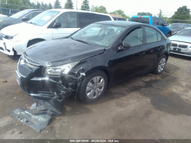 Chevrolet Cruze Ls Auto 2014 1G1PA5SH0E7280490 Image 2