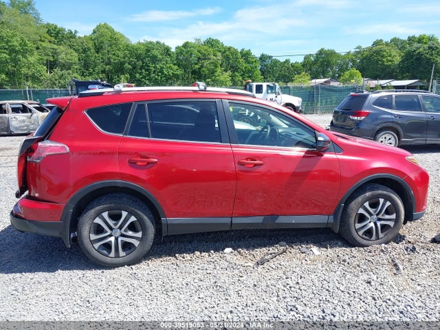 Toyota RAV4 LE 2016 JTMBFREV0GJ093249 Image 13